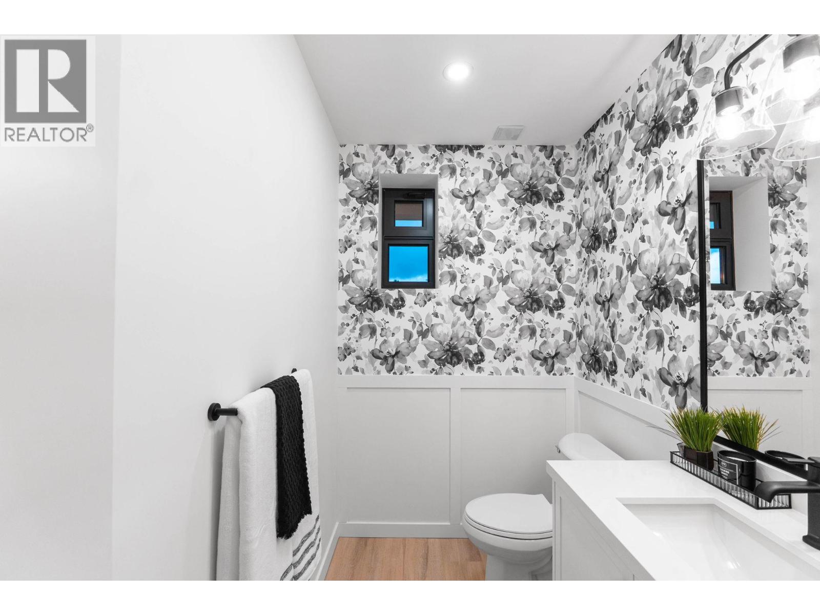 3210 Salmon Road Unit# 2, West Kelowna