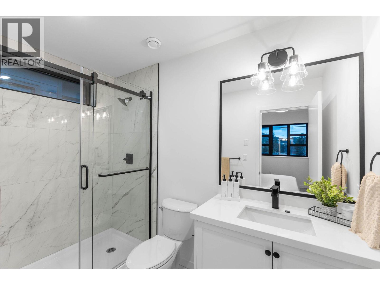 3210 Salmon Road Unit# 2, West Kelowna