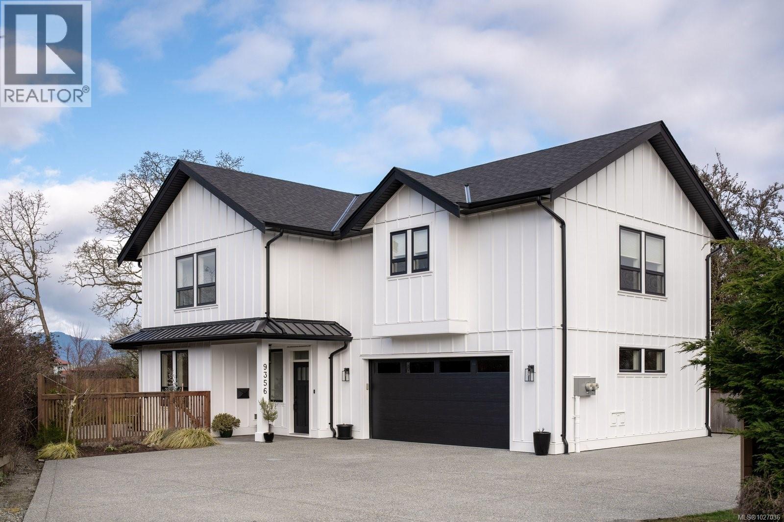 9356 East Saanich Road