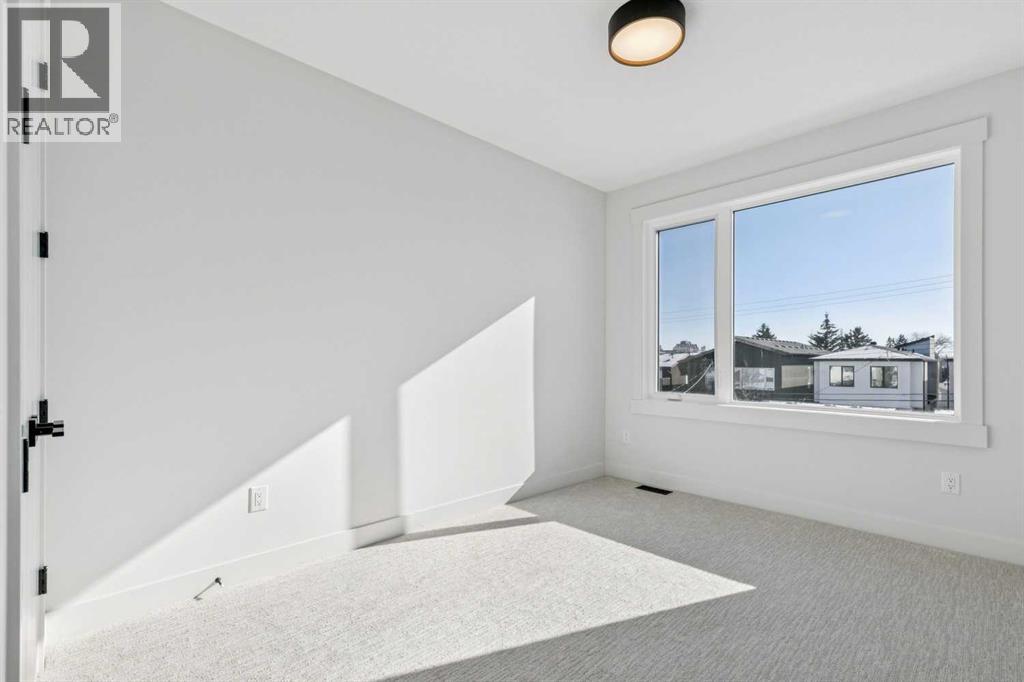 Single Family House for Sale in   Avenue NW Banff Trail Calgary 