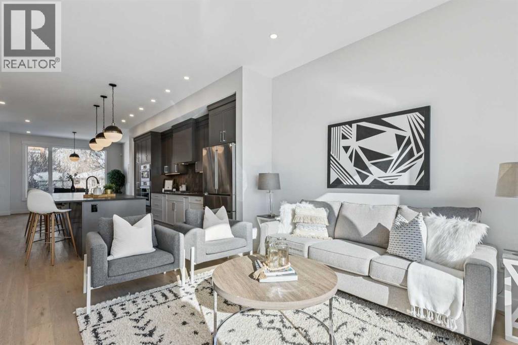 Single Family House for Sale in   Avenue NW Banff Trail Calgary 