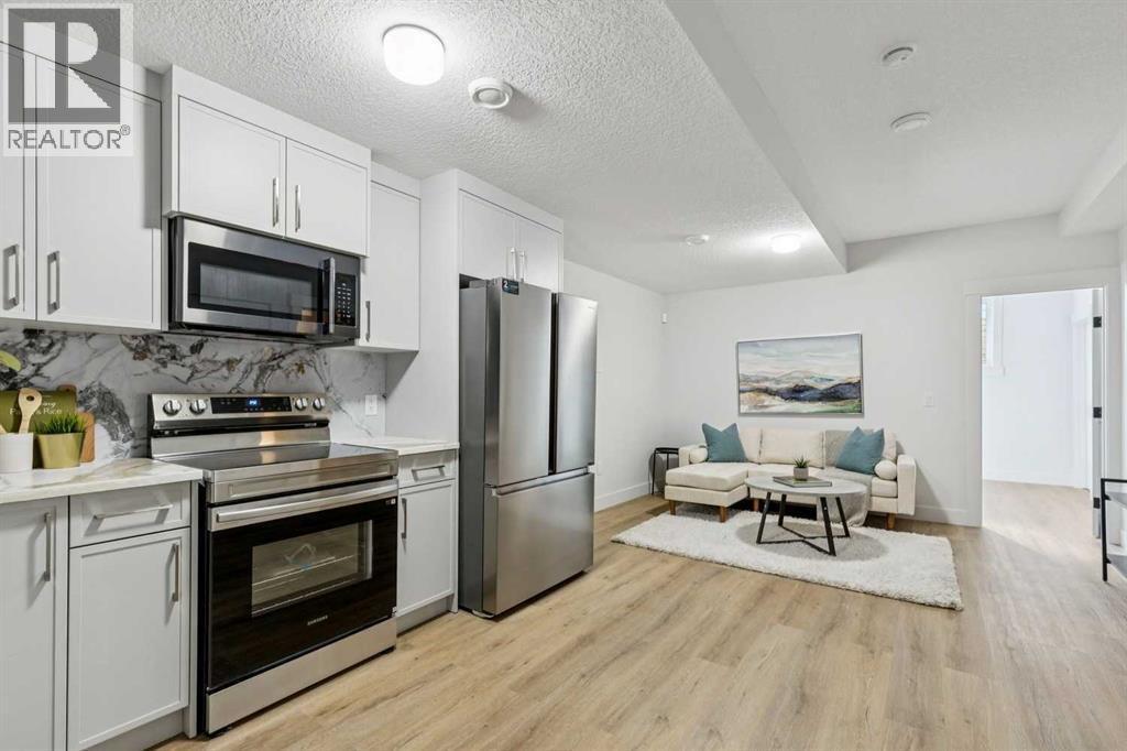 Single Family House for Sale in   Avenue NW Banff Trail Calgary 