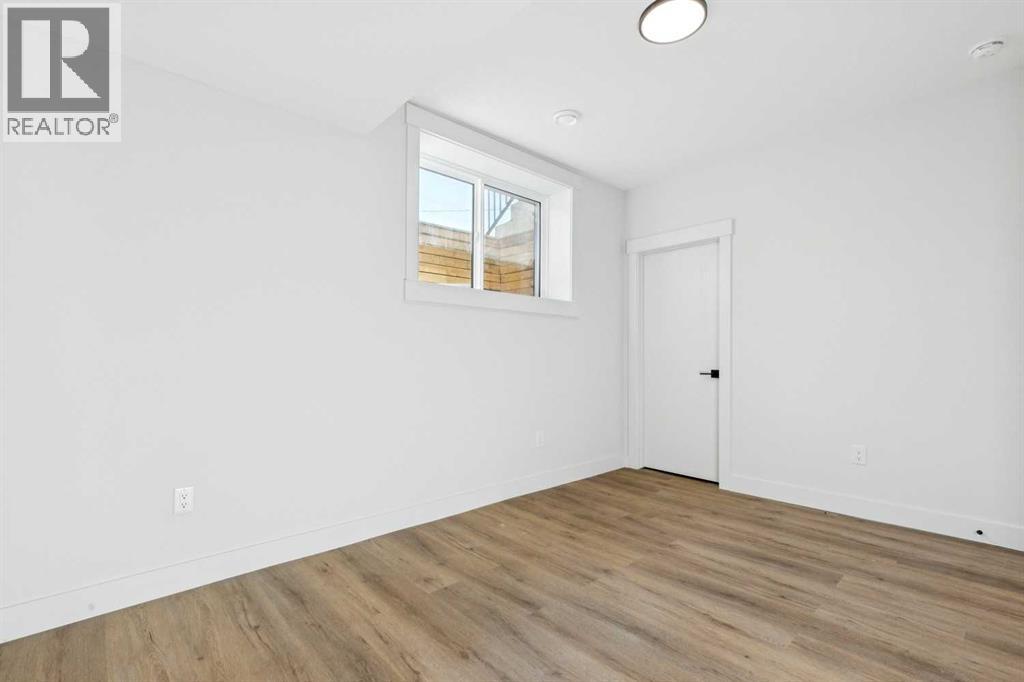 Single Family House for Sale in   Avenue NW Banff Trail Calgary 