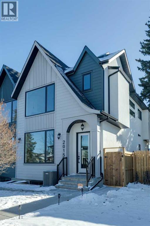 Single Family House for Sale in   Avenue NW Banff Trail Calgary 