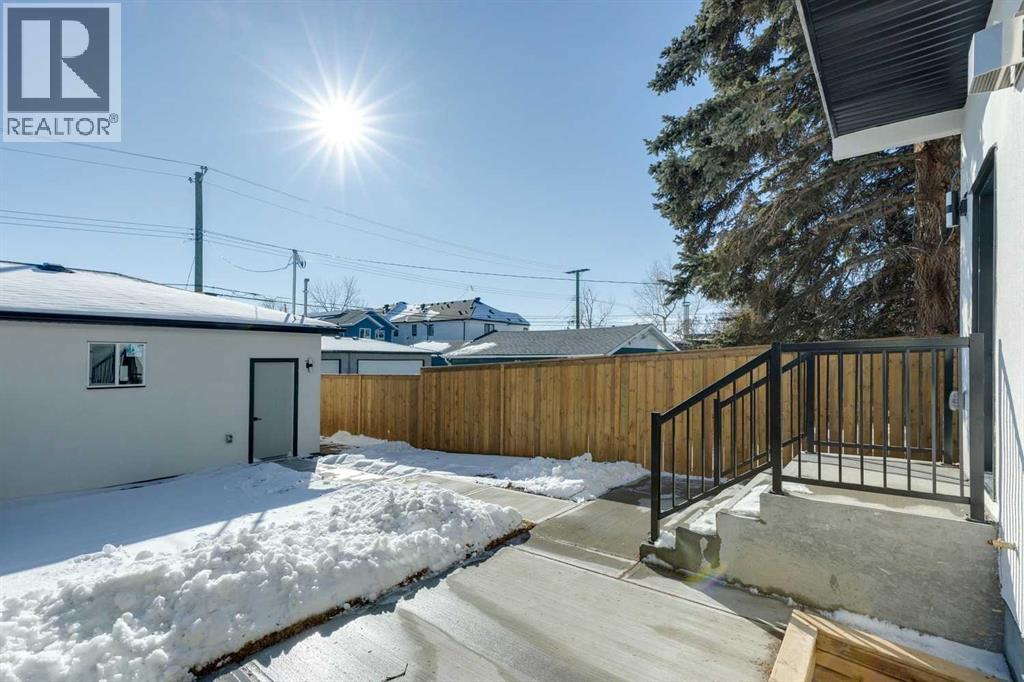Single Family House for Sale in   Avenue NW Banff Trail Calgary 