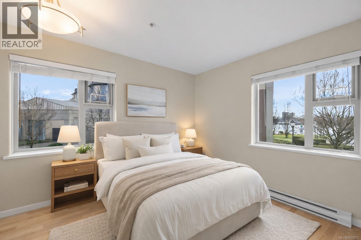 10 33 Songhees Road, Victoria