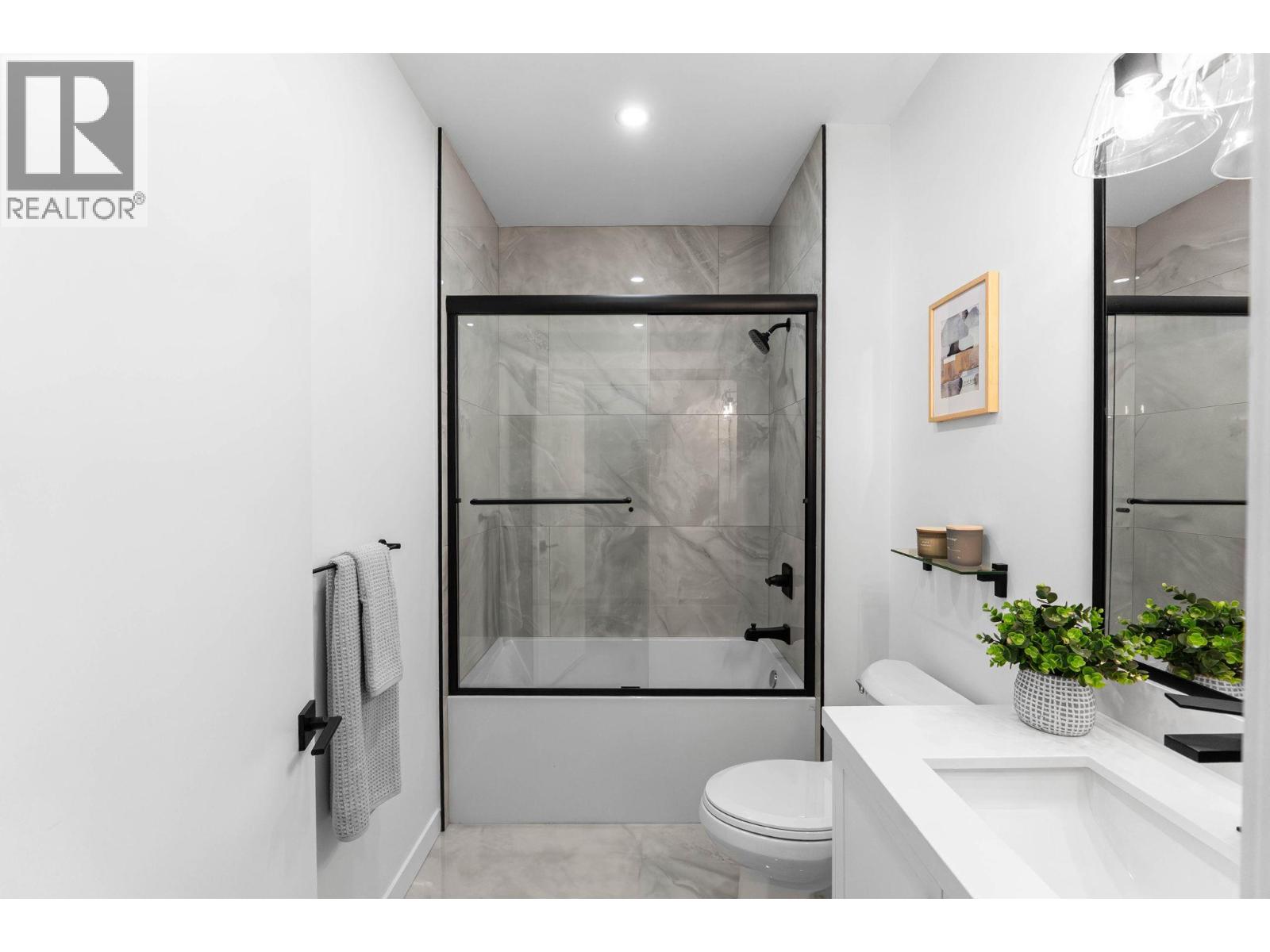 3210 Salmon Road Unit# 7, West Kelowna