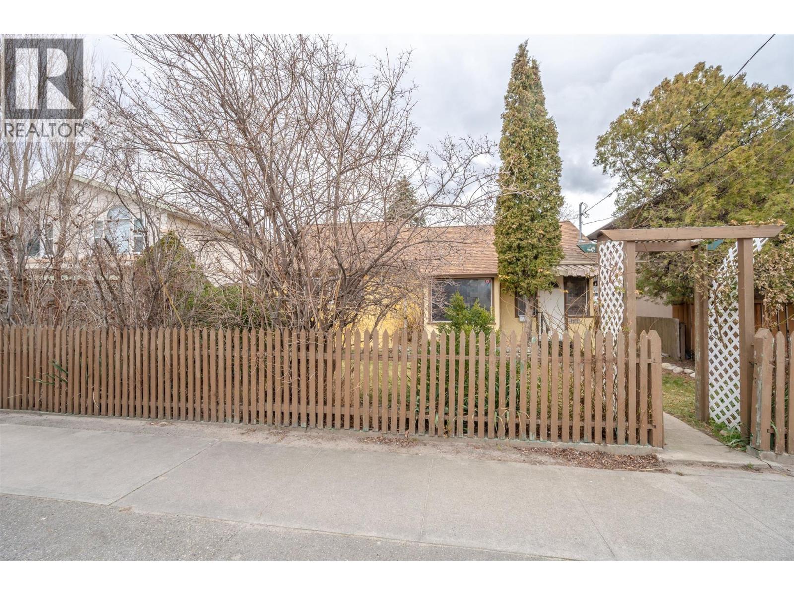 151 Brunswick Street, Penticton