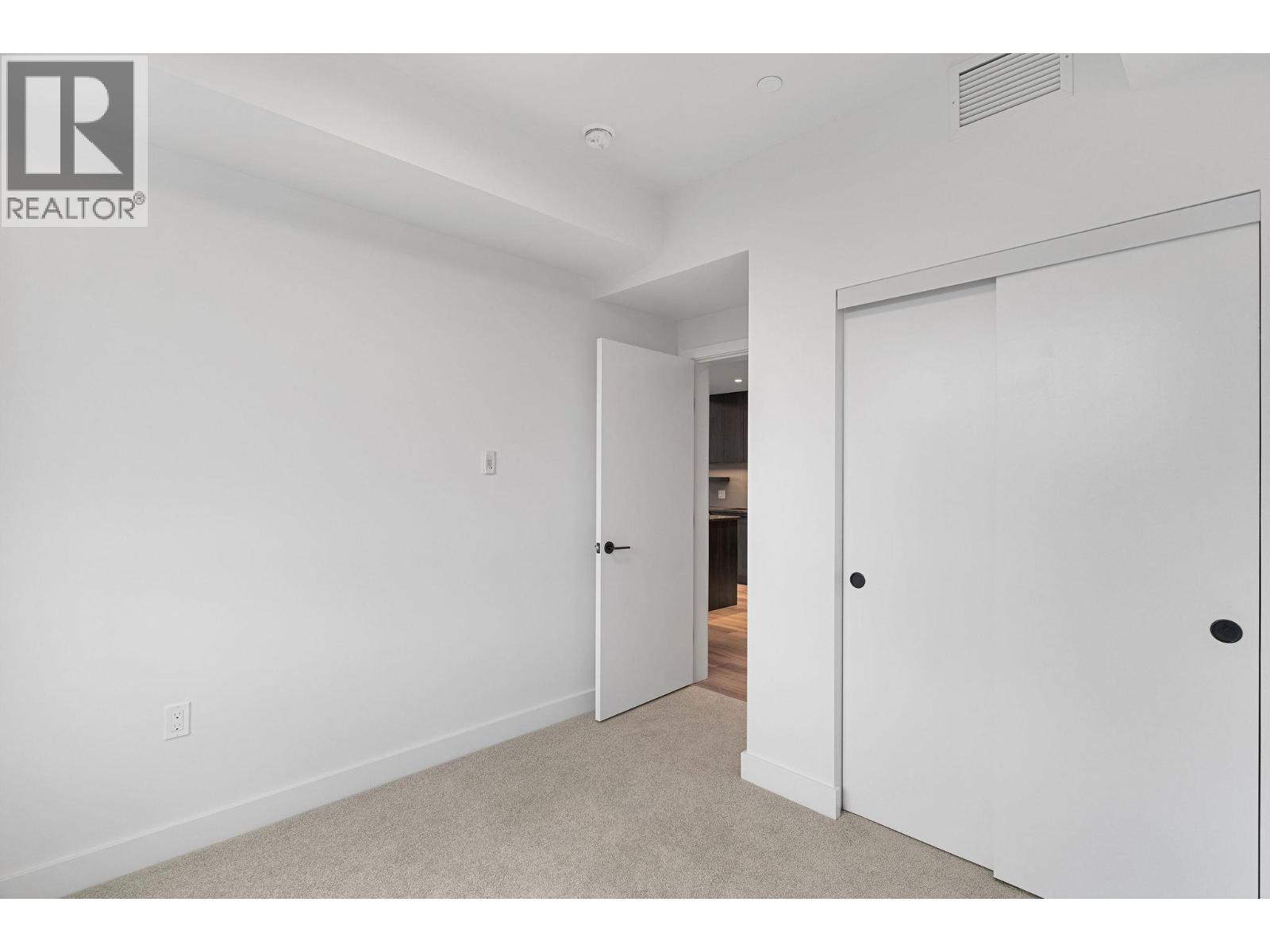 310 3051 Abbott Street, Kelowna