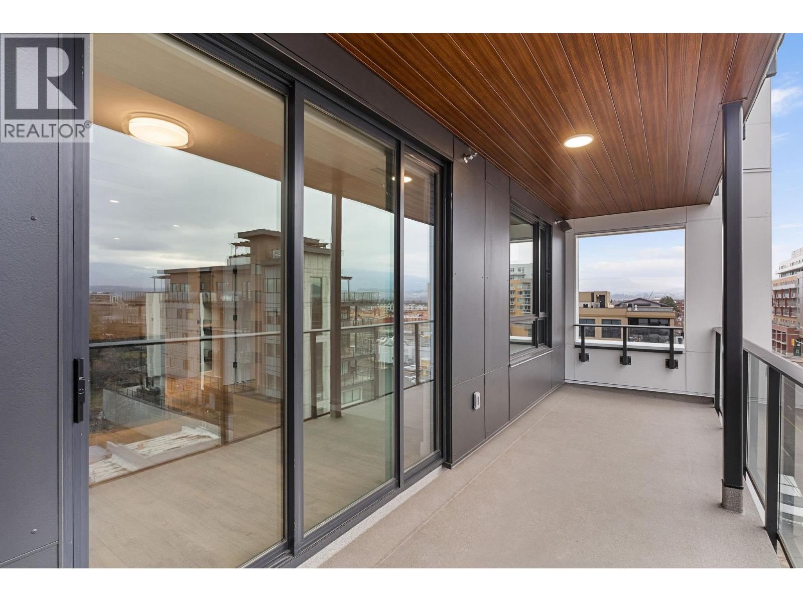 310 3051 Abbott Street, Kelowna