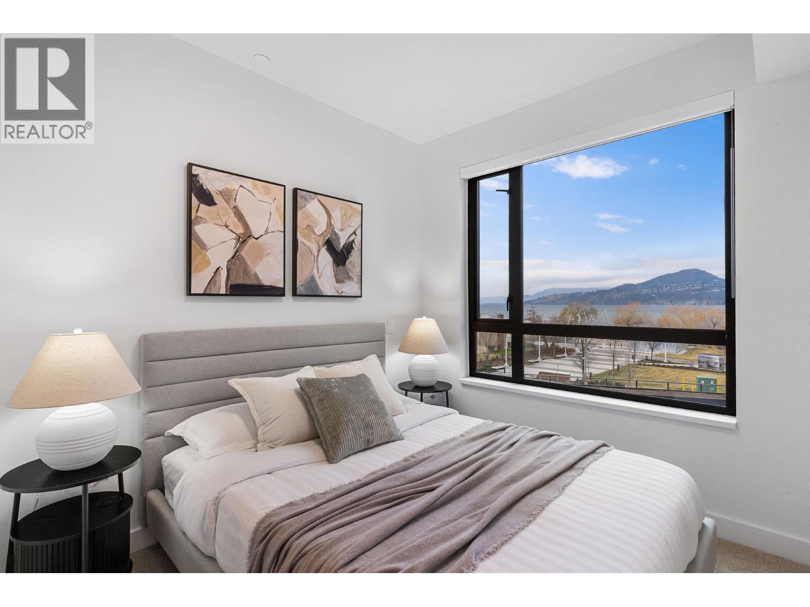 311 3051 Abbott Street, Kelowna