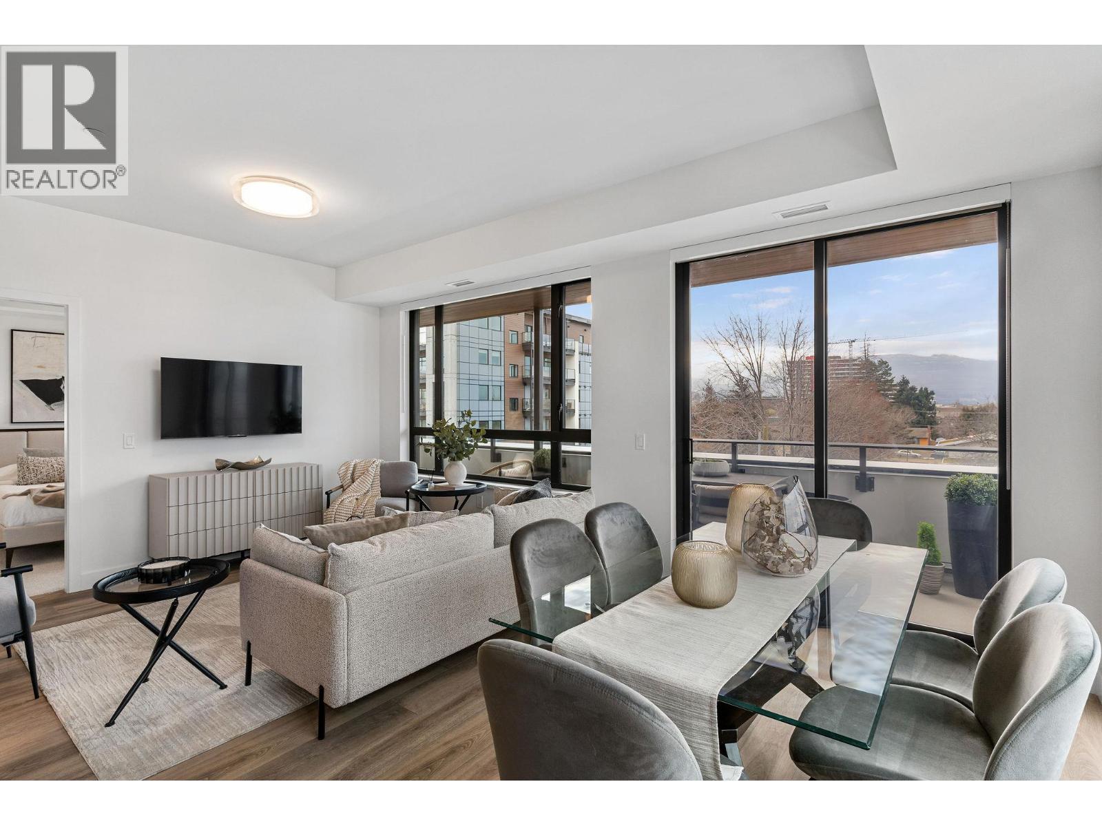 311 3051 Abbott Street, Kelowna