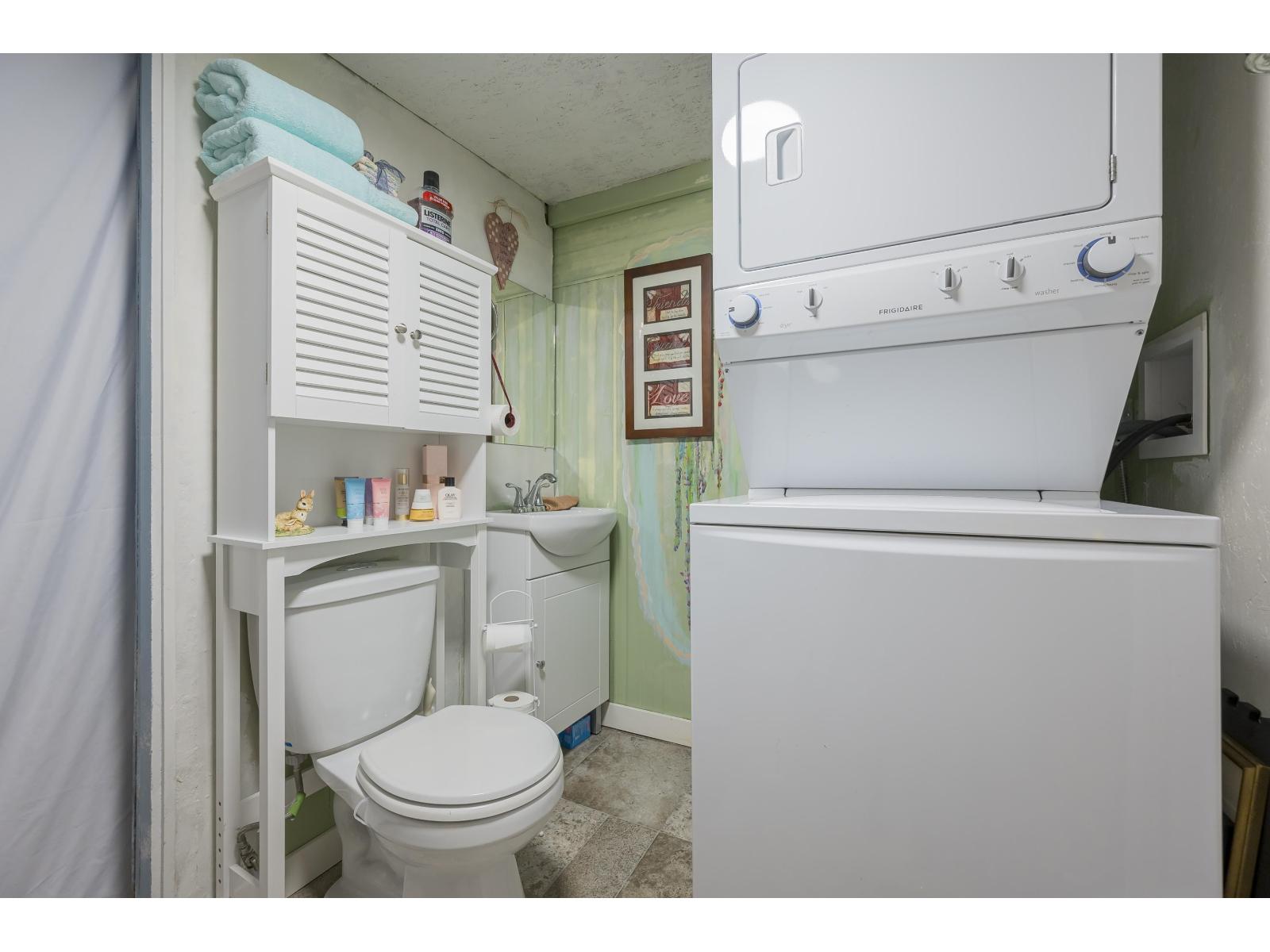 49 20071 24 AVENUE, Langley