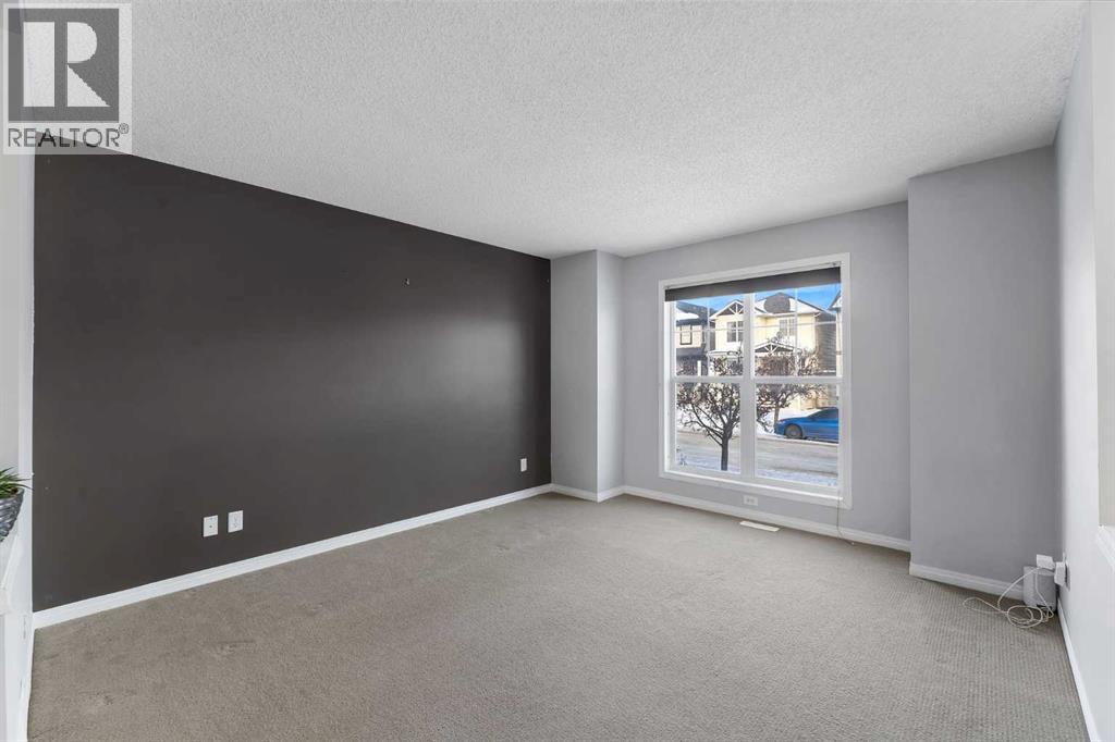 440 Prestwick Circle SE - Photo 4 of 43, Calgary, Alberta