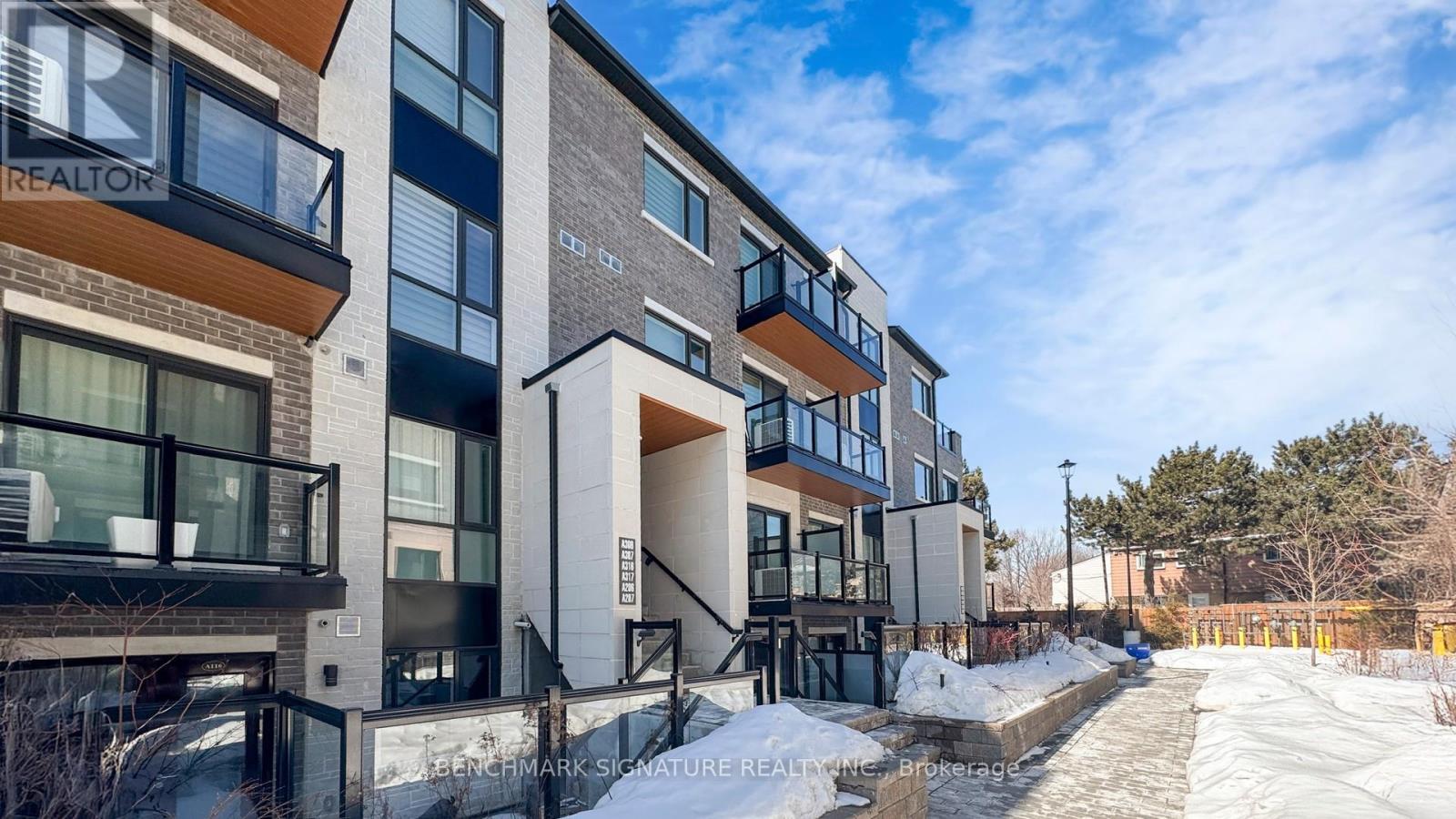 #A207 3453 VICTORIA PARK AVENUE - 4