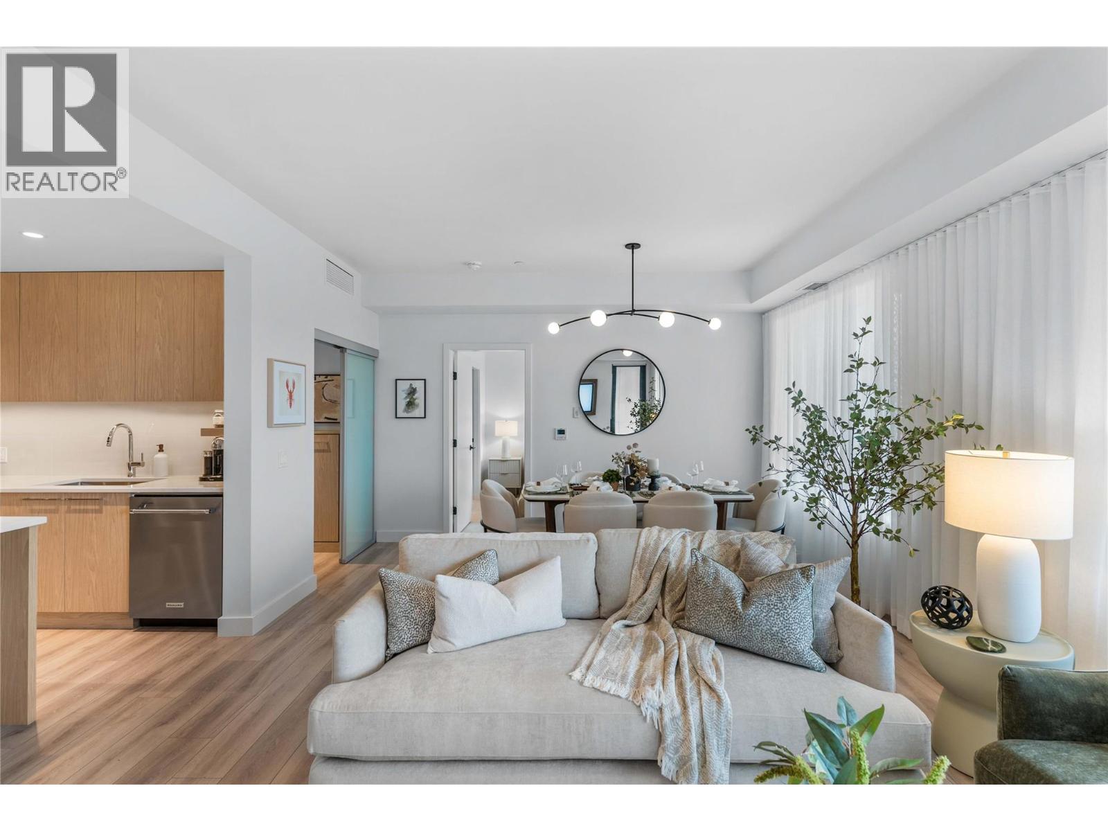 515 3051 Abbott Street, Kelowna