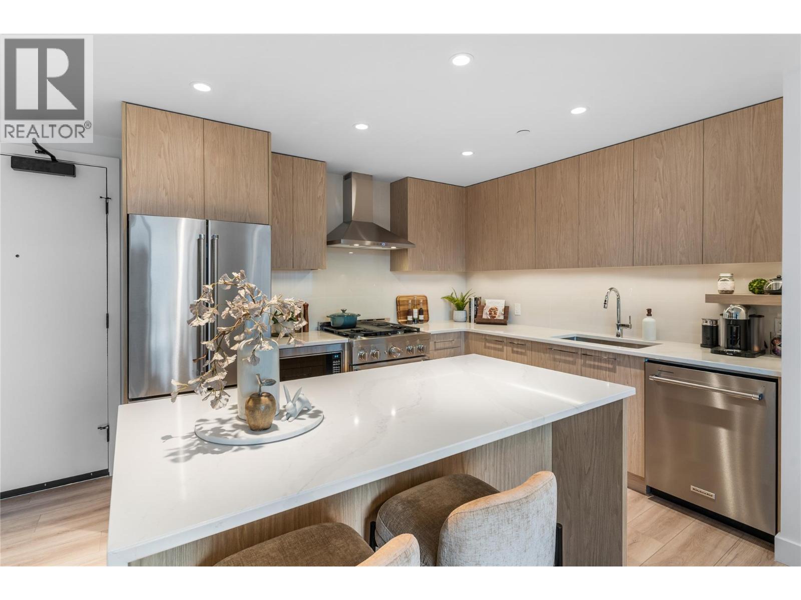 515 3051 Abbott Street, Kelowna