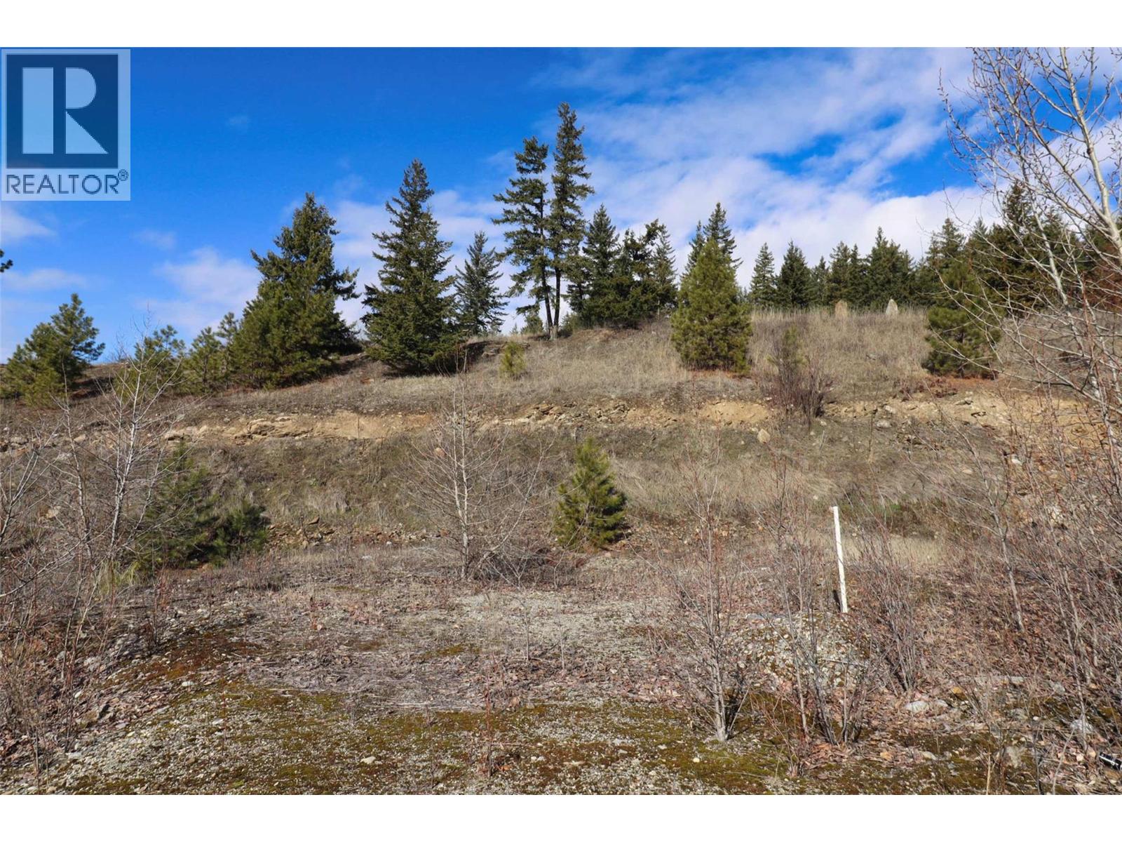 2633 Squilax Anglemont Road Unit# 145 - Photo 2 of 10, Lee Creek, British Columbia