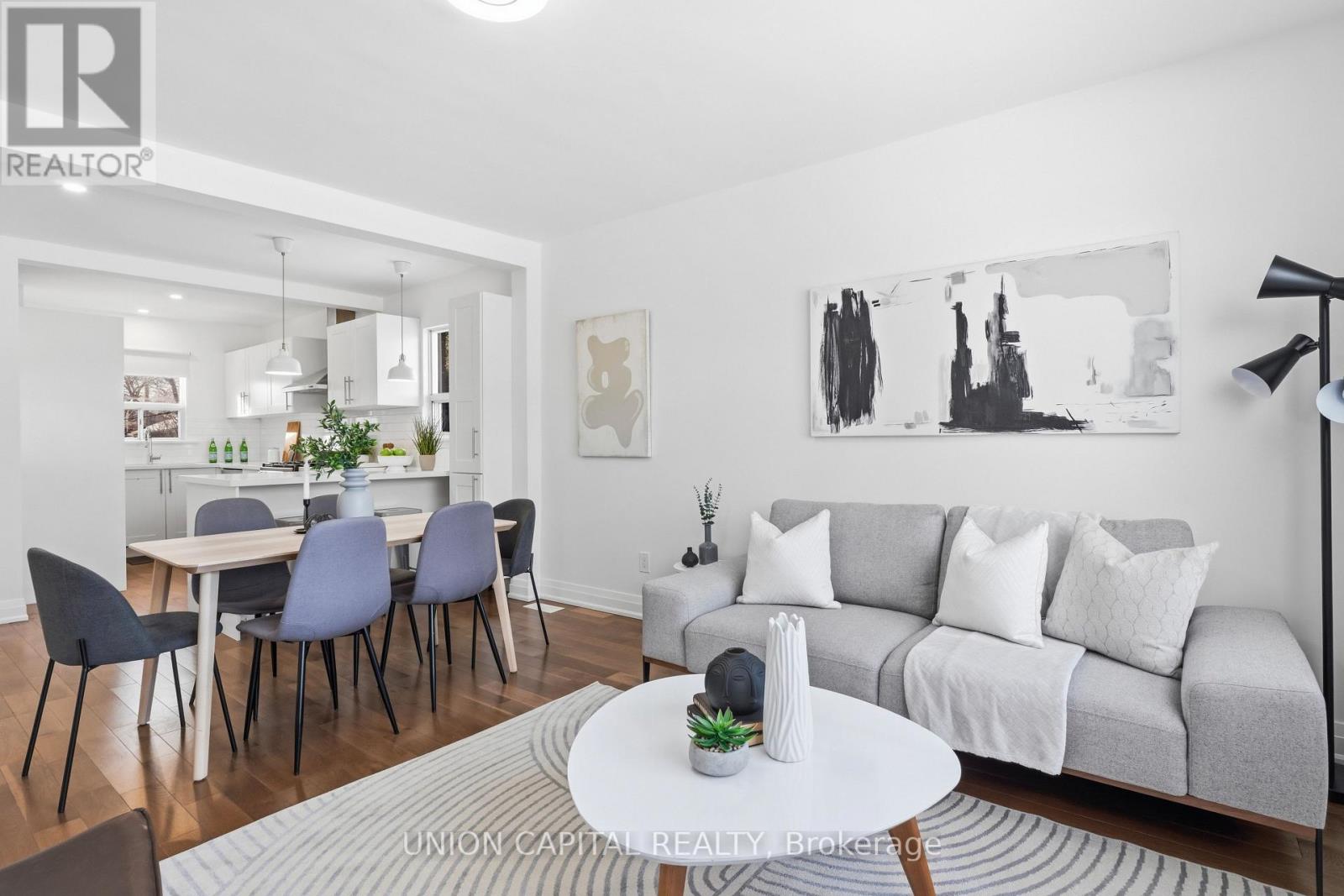 22 CHAPPEL HILL ROAD - Photo 5 of 26, Toronto (Downsview-Roding-CFB), Ontario