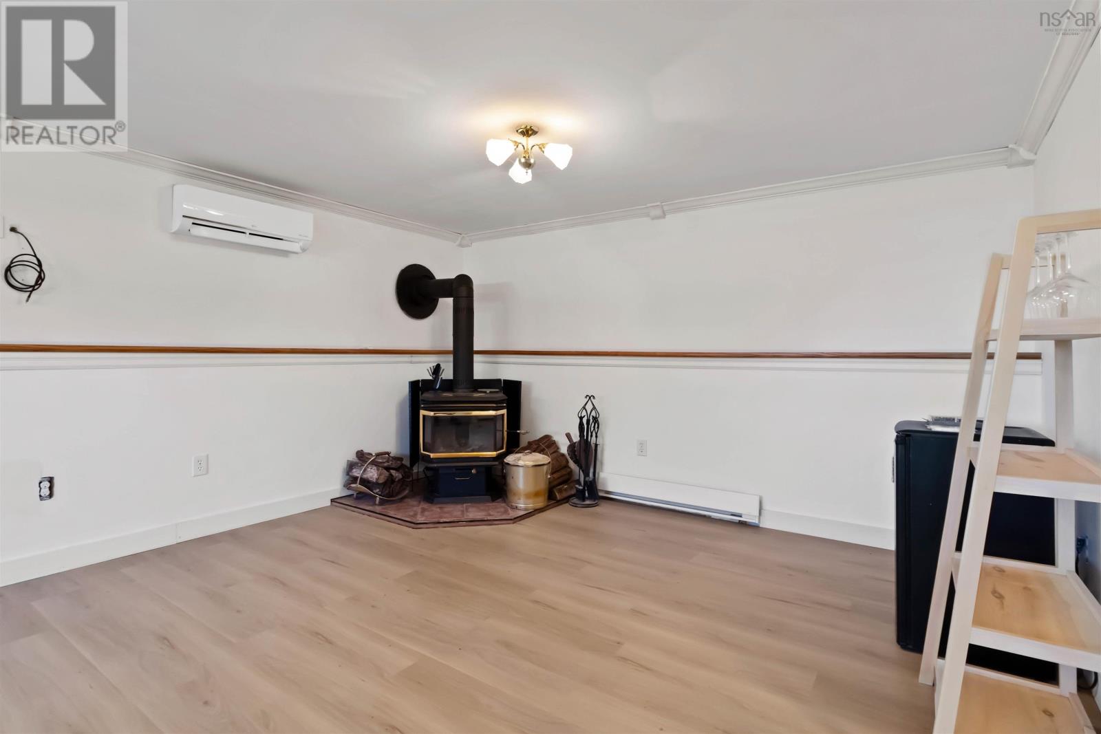 Property 32 of 47 of 682 Caldwell Road