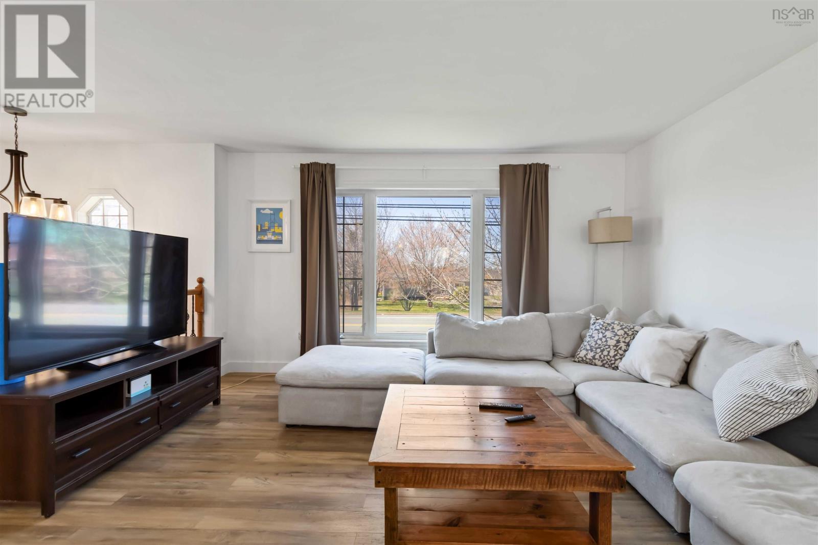 Property 5 of 47 of 682 Caldwell Road