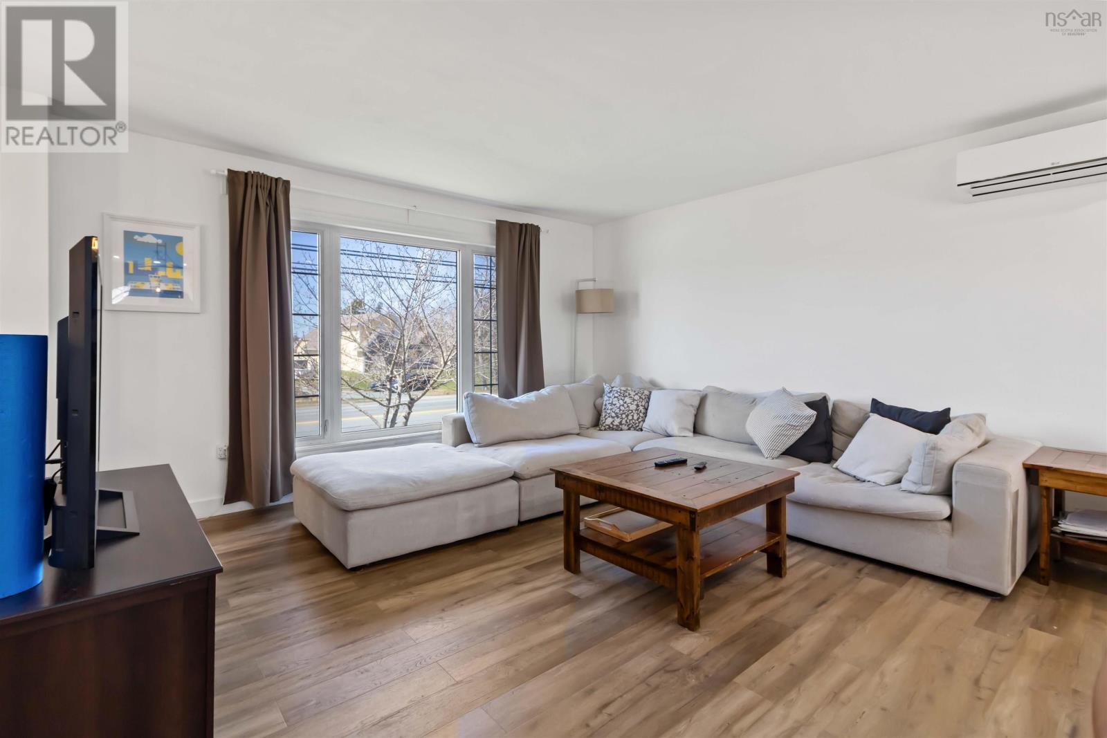 Property 4 of 47 of 682 Caldwell Road