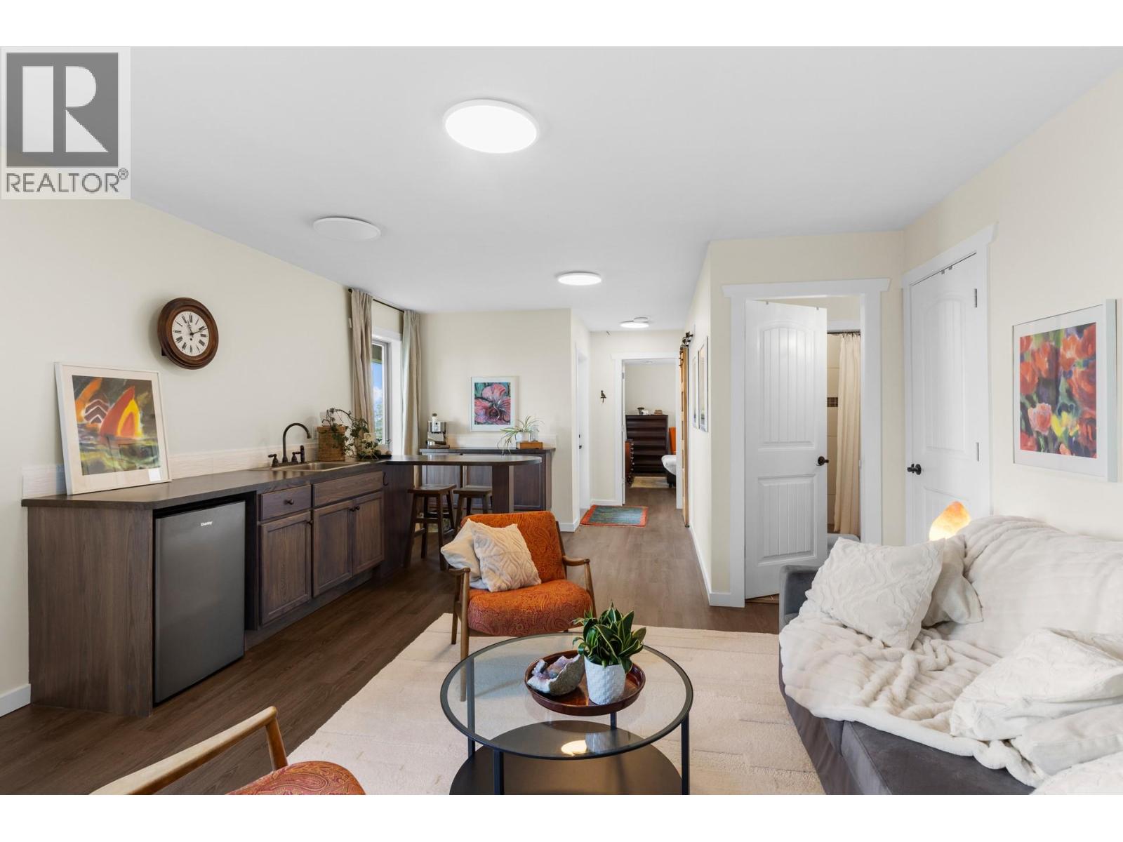 2286 CARMI Road, Penticton