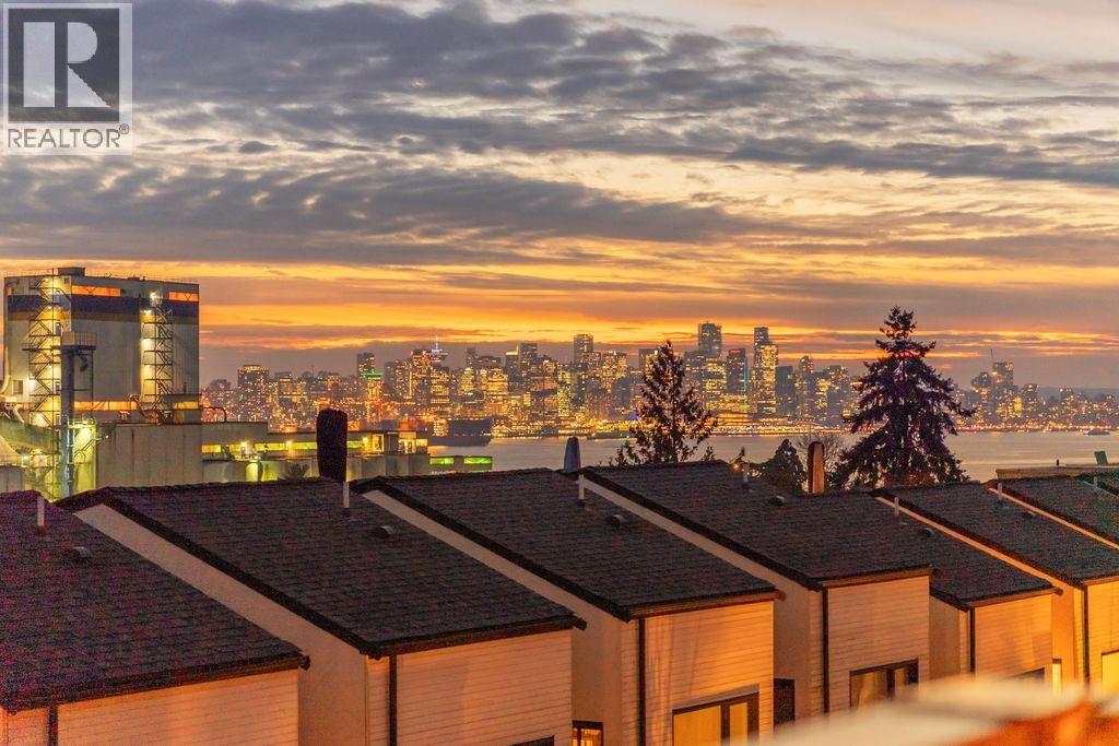 223 650 E 2ND STREET - Photo 4 of 39, North Vancouver, British Columbia