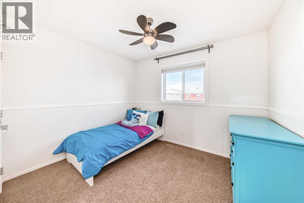 145 River Heights Crescent, Cochrane