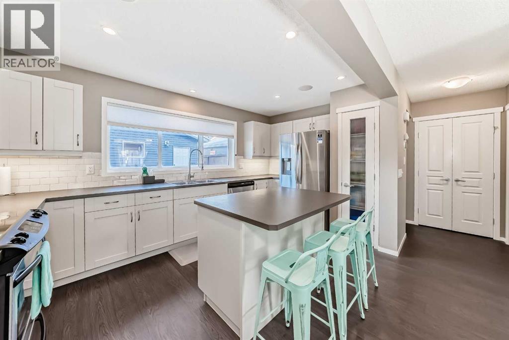 145 River Heights Crescent, Cochrane