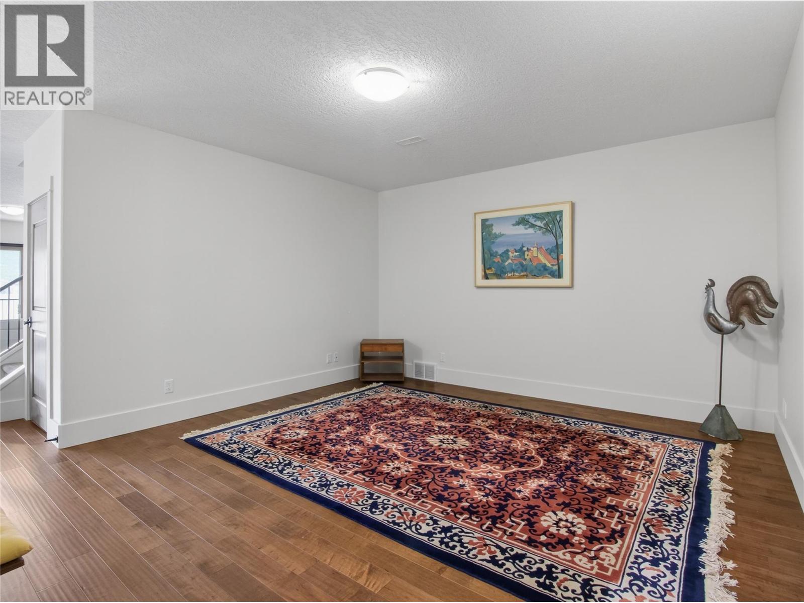 14419 Downton Avenue Unit# 209, Summerland