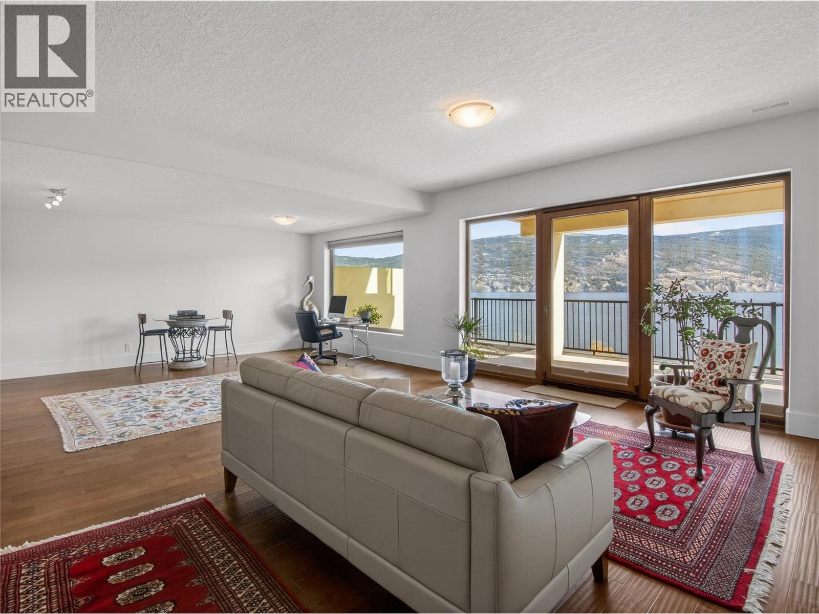 14419 Downton Avenue Unit# 209, Summerland