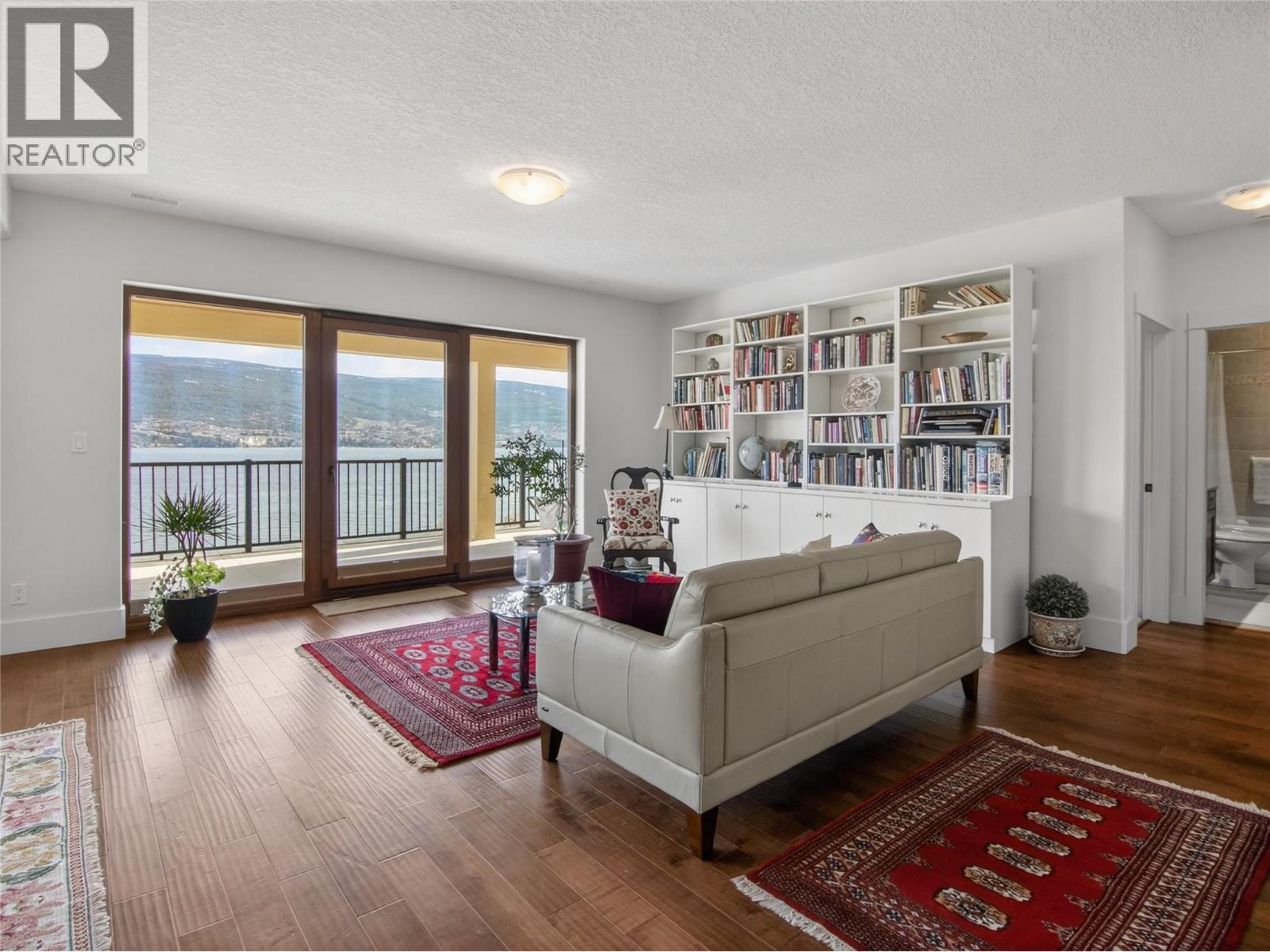 14419 Downton Avenue Unit# 209, Summerland