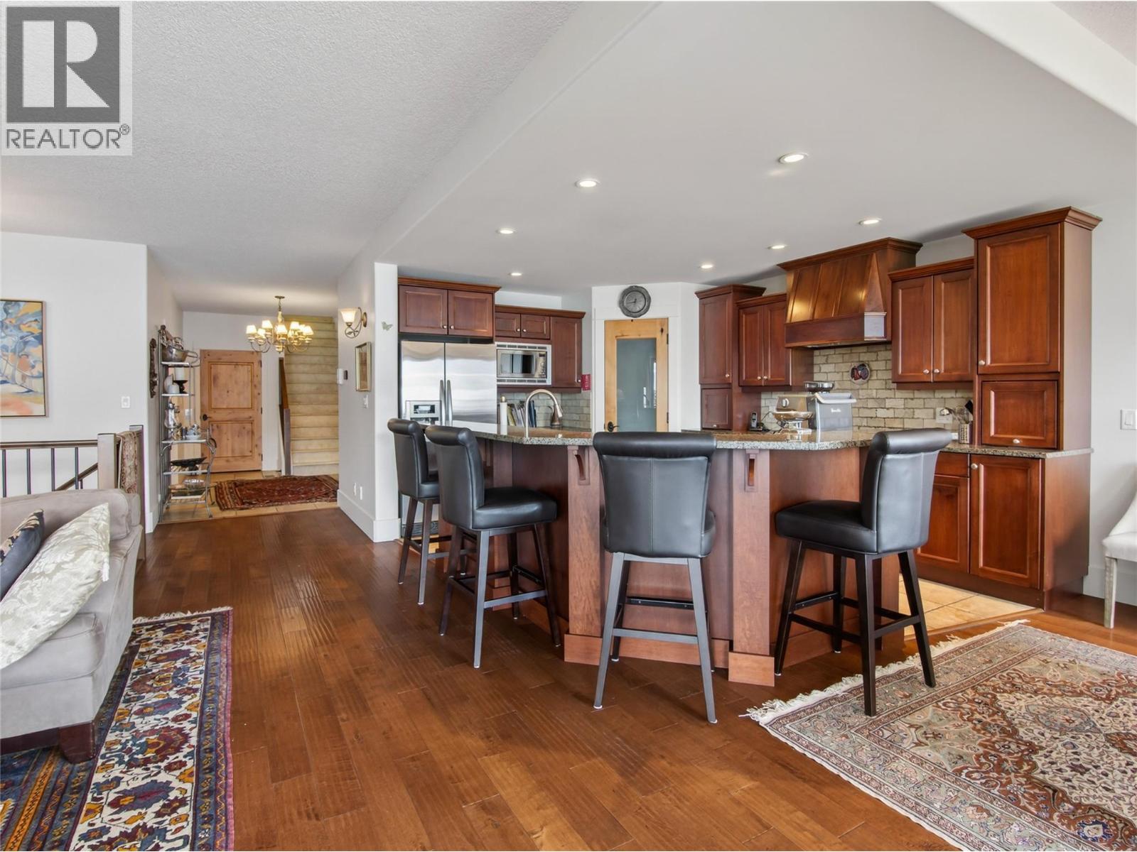 14419 Downton Avenue Unit# 209, Summerland