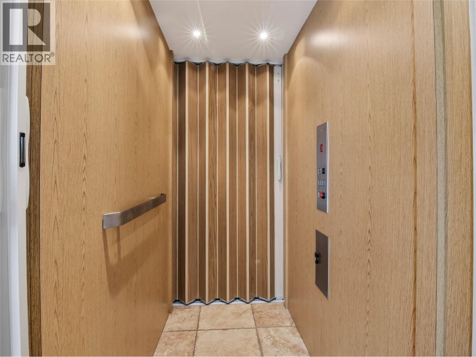 14419 Downton Avenue Unit# 209, Summerland