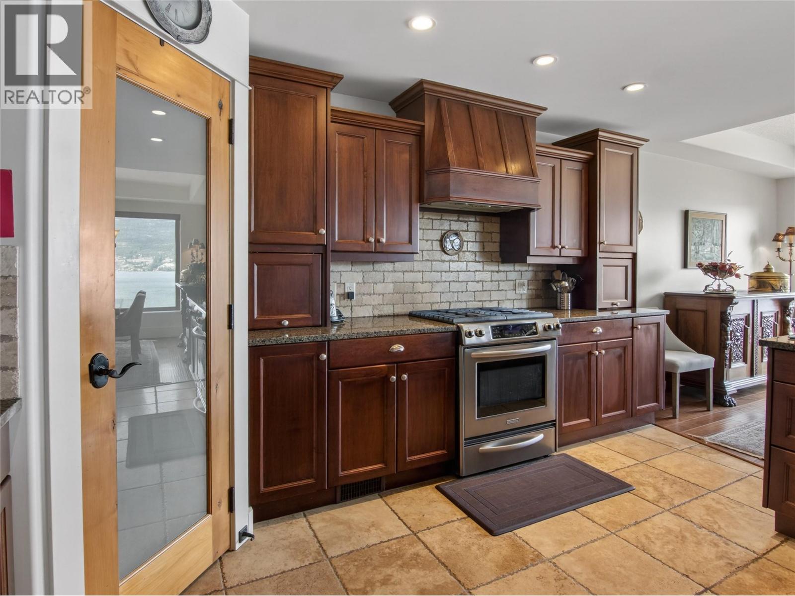 14419 Downton Avenue Unit# 209, Summerland