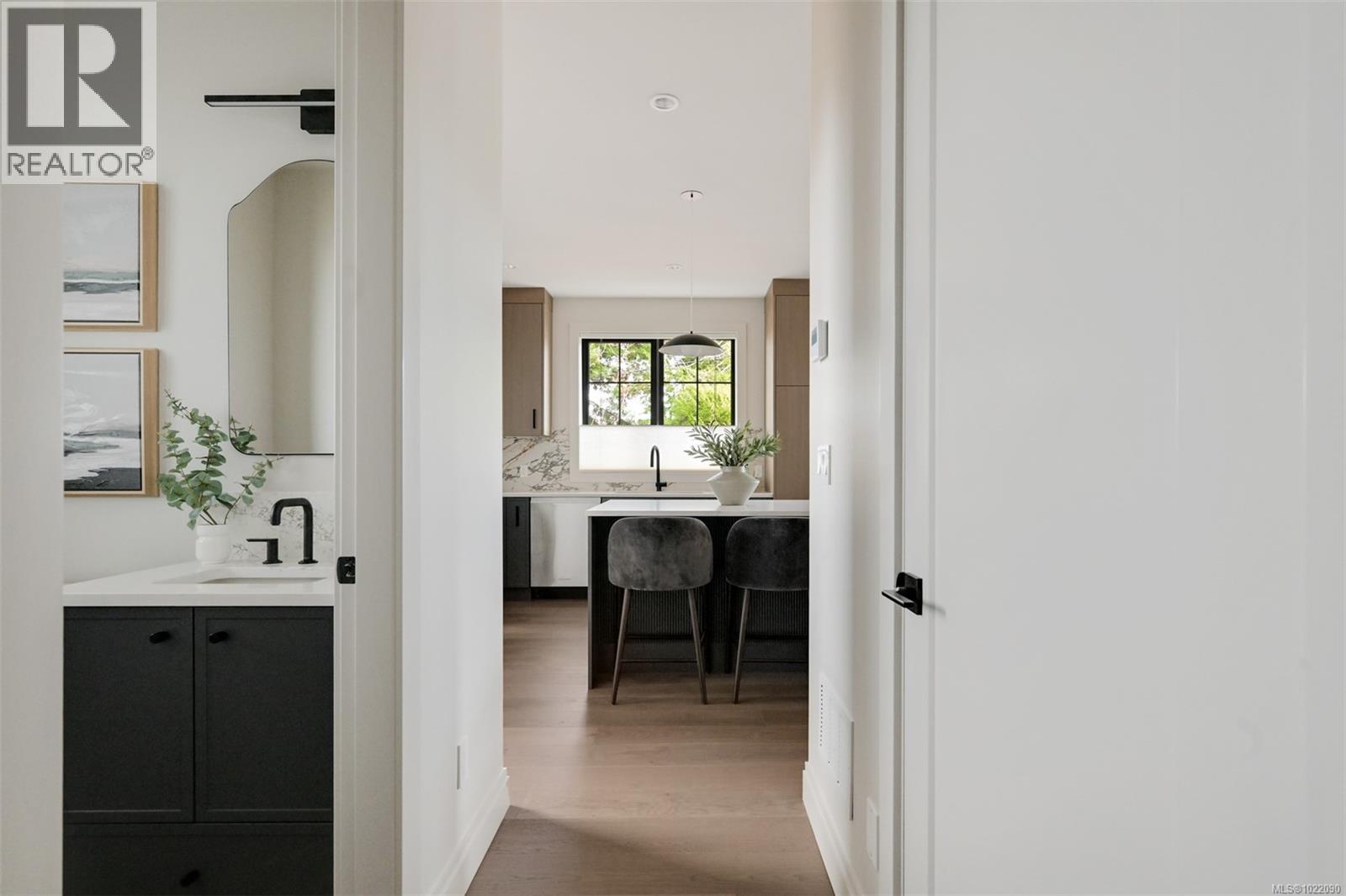 3 5032 Wesley Road, Saanich