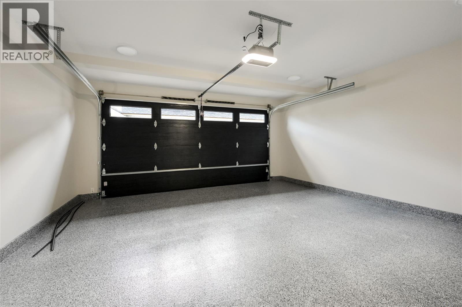 3 5032 Wesley Road, Saanich