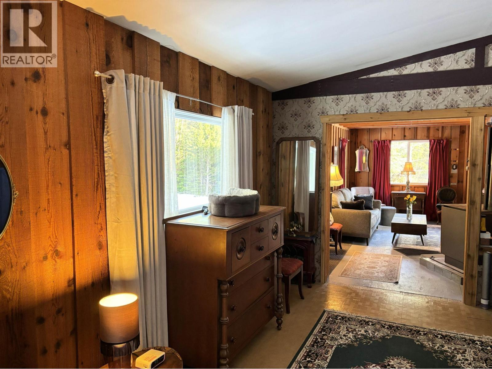 42 BROUSSEAU ROAD - 18