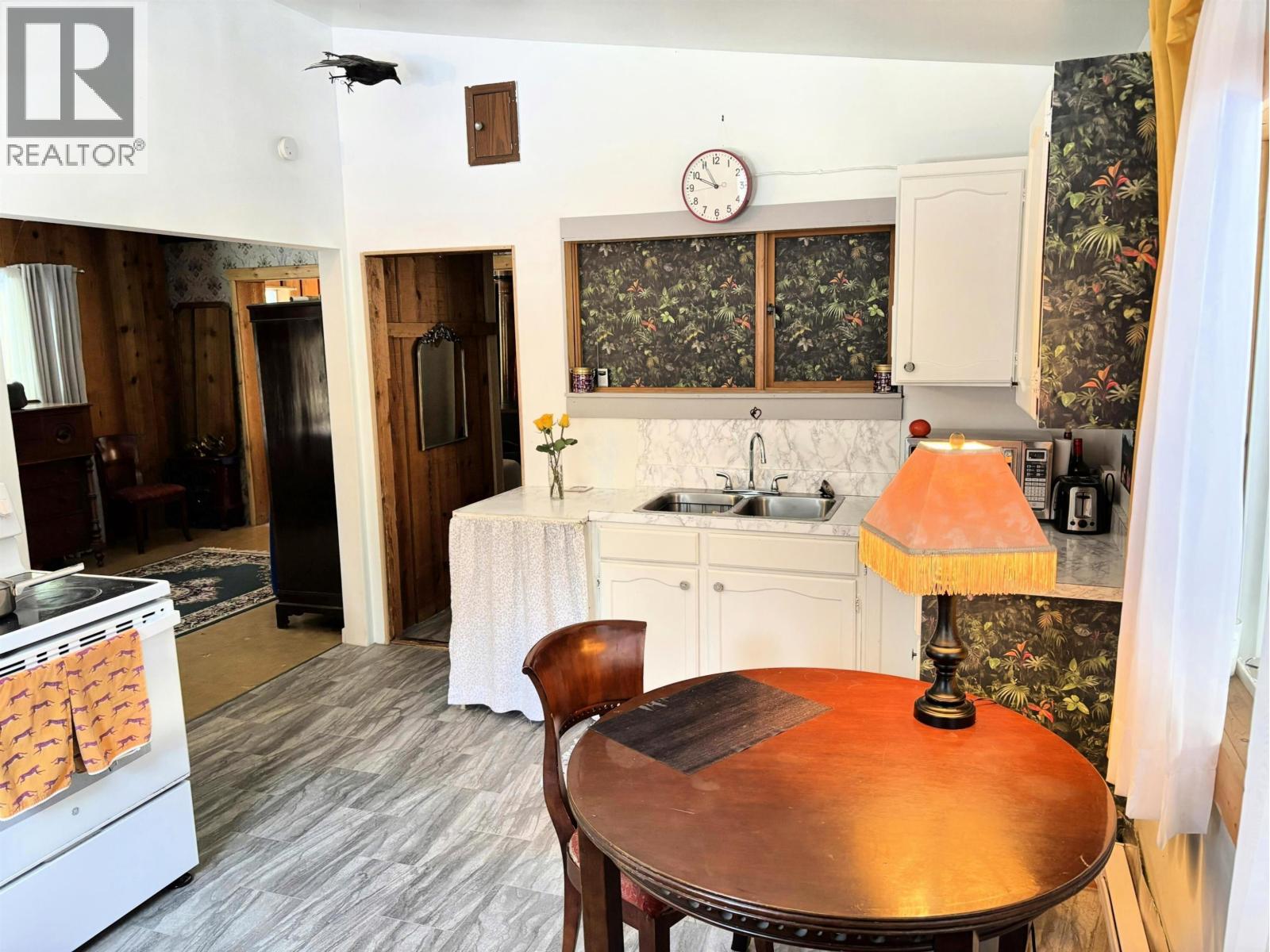 42 BROUSSEAU ROAD - 15