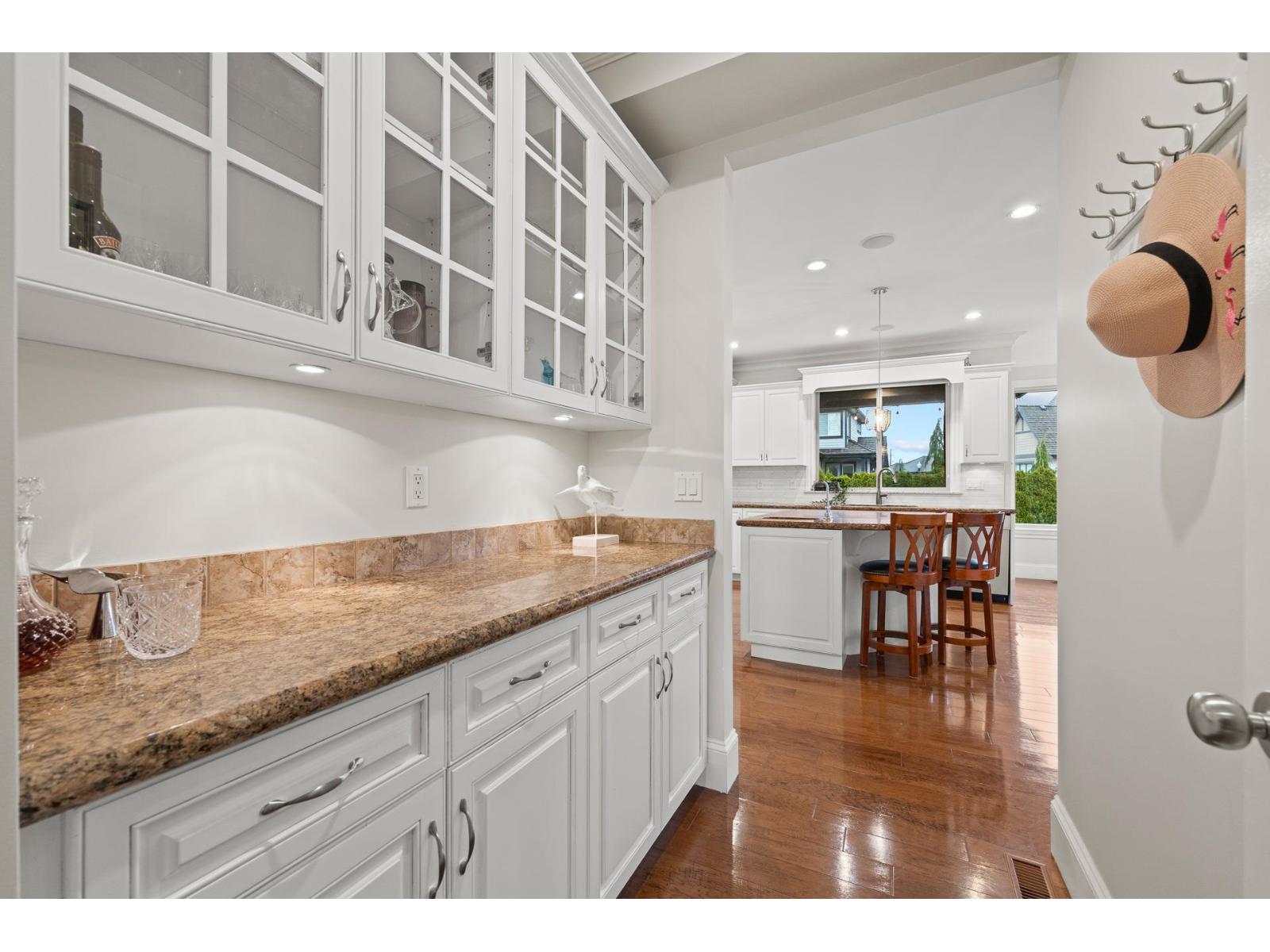 15963 DEVONSHIRE DRIVE, Surrey