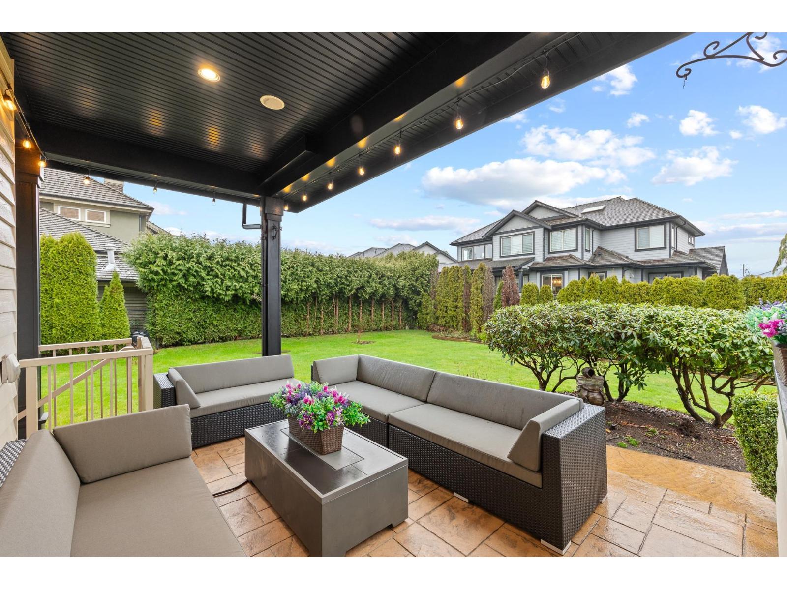 15963 DEVONSHIRE DRIVE, Surrey
