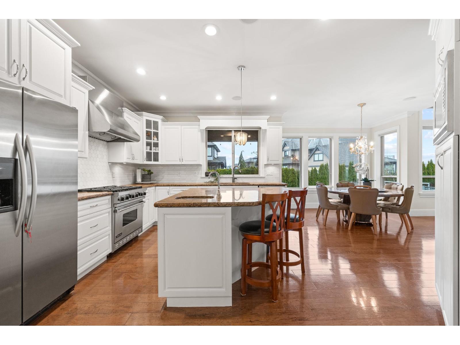 15963 DEVONSHIRE DRIVE, Surrey