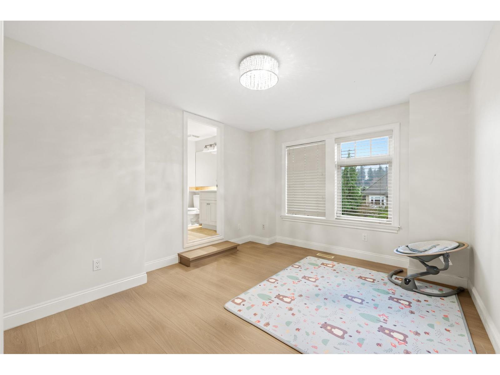 15963 DEVONSHIRE DRIVE, Surrey