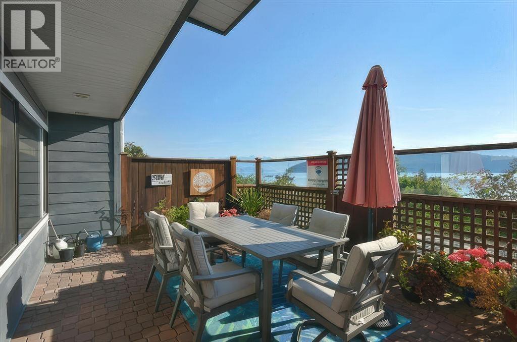 508 MARINE DRIVE, Gibsons