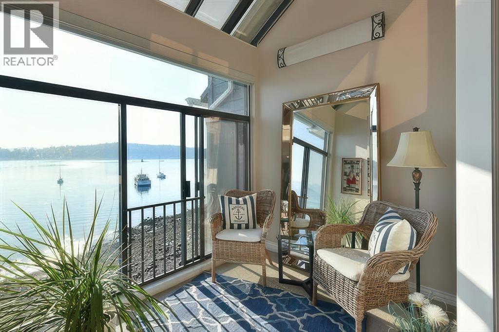 508 MARINE DRIVE - Photo 5 of 22, Gibsons, British Columbia