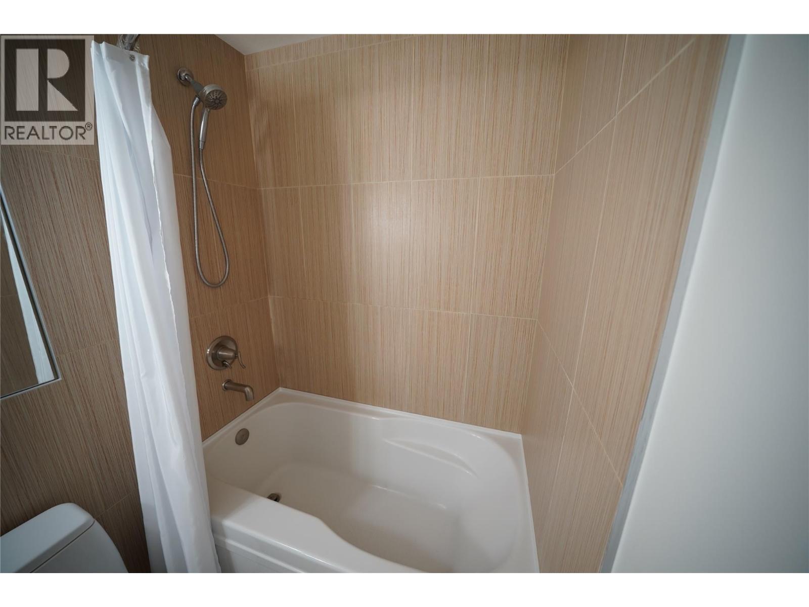 1119 7343 Okanagan Landing Road, Vernon