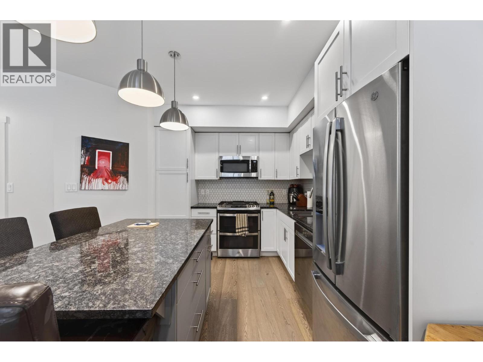 #8 1512 GRANITE DRIVE - 9