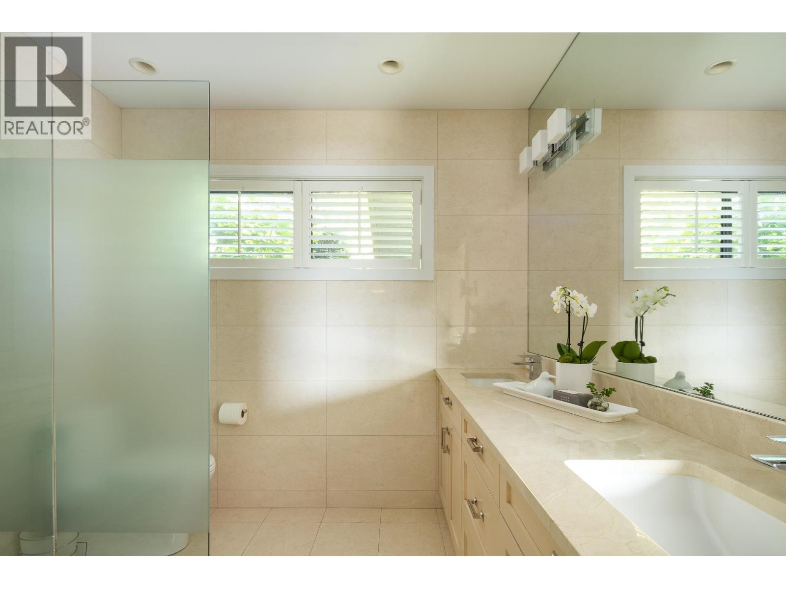 5267 ASPEN DRIVE, West Vancouver