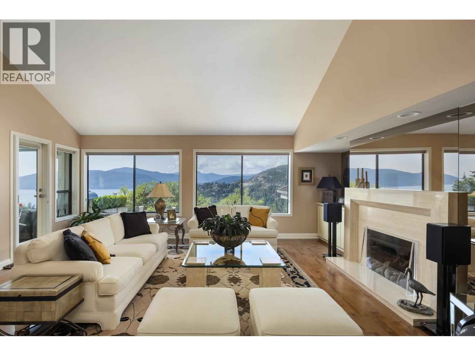 5267 ASPEN DRIVE, West Vancouver